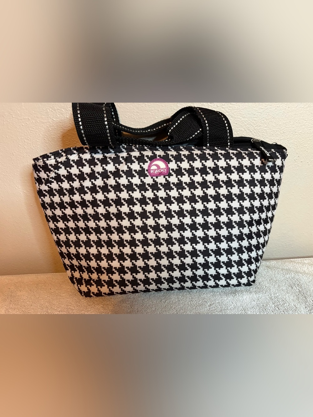 Igloo Houndstooth Insulated Lunch Tote